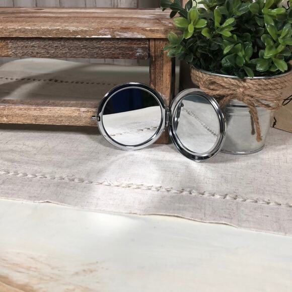 NIP Sephora Disney Princess Cinderella Compact - Picture 9 of 10